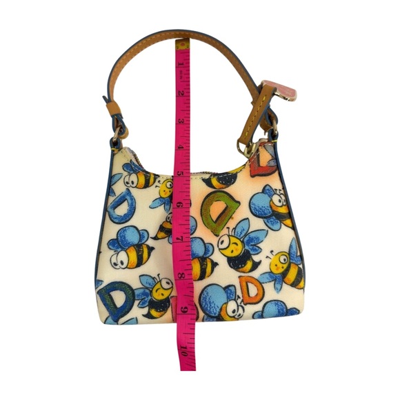 Dooney & Bourke Vintage Bee Print Mini Handbag Rainbow Zipper Pink Heart Charm - Picture 13 of 13